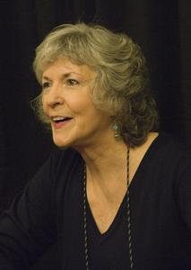 Sue Grafton cover