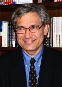 Orhan Pamuk cover